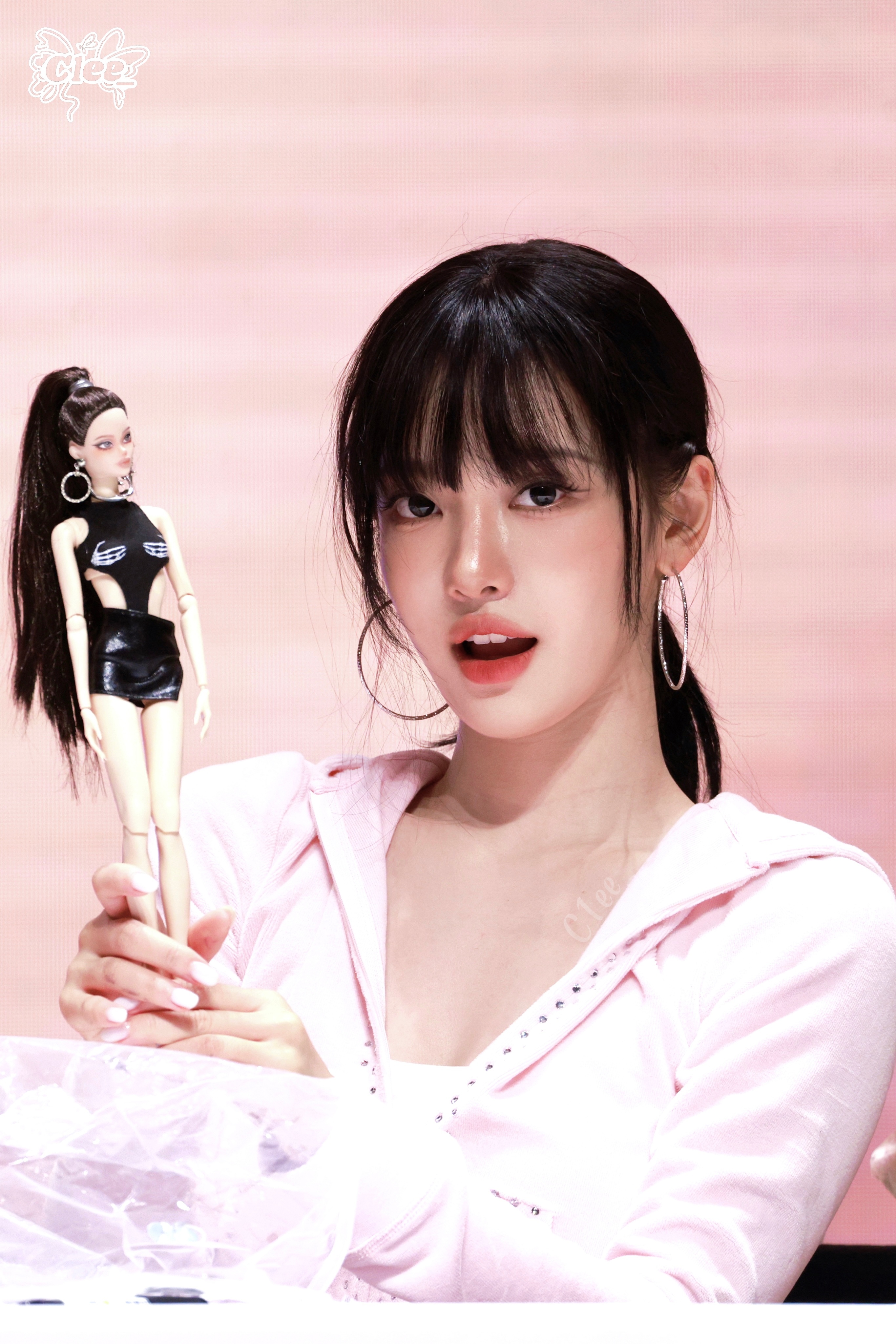 宁艺卓  260704 MS线下签售🎀两年前给宁定制的whiplash造型bj