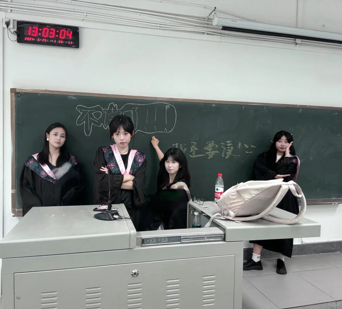 还是学不会离别