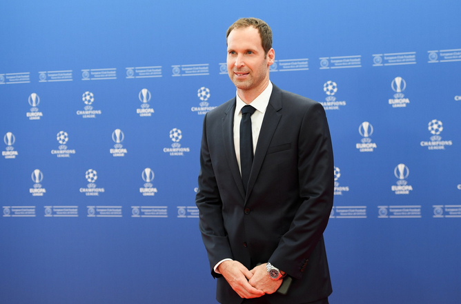 4月3日讯 前切尔西、阿森纳门将切赫近日接受《法国足球》专访，谈到了自己对学习的