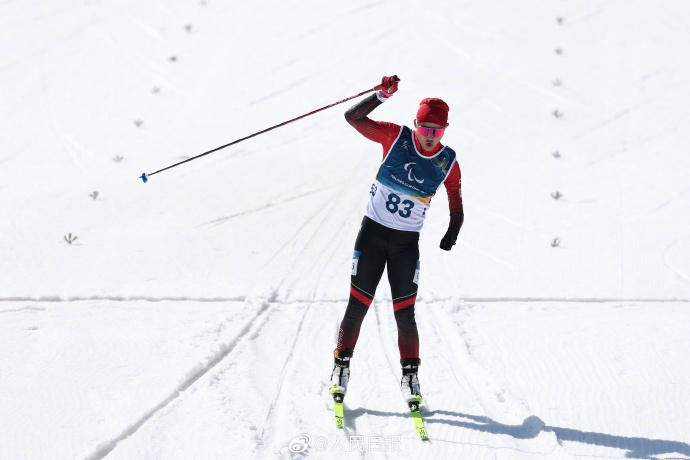 #米兰冬残奥会中国首金诞生# 米兰冬残奥会冬季两项男子站姿7.5公里比赛中，中国