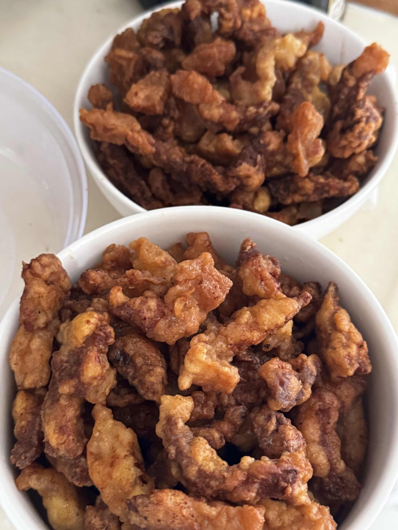 小酥肉

老年人要使人喜欢你，就多做一点事情，一个是防止自己衰老的快，也是预防疾