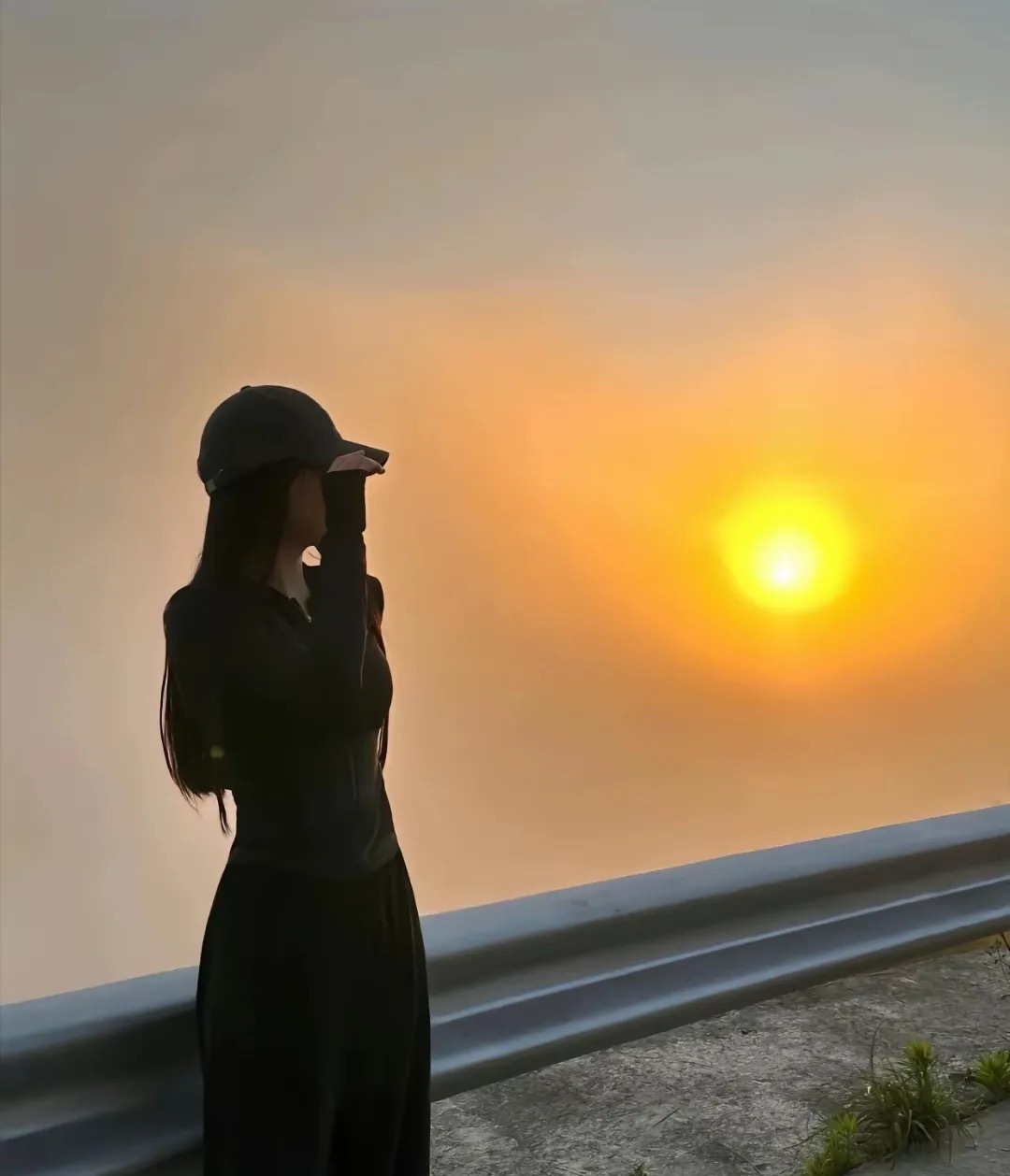 各位粉丝朋友们早上好！活力满满的周一，全体铁粉集合打卡！新粉平时多点赞留言互动，