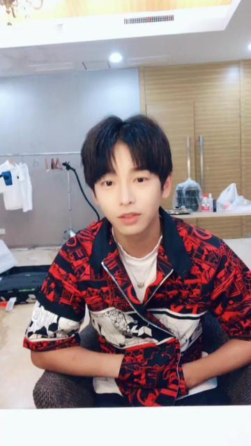 彭昱畅帅到认不出来彭昱畅时隔8年的callback救命！彭昱畅也太会了！时隔八年