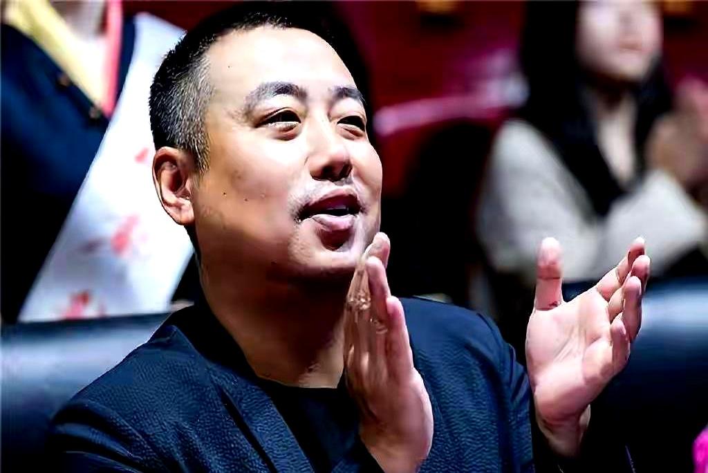 还有人追着刘国梁骂呢？
 

人家闷声不响憋了个大招，直接给国乒“变”出了好几块