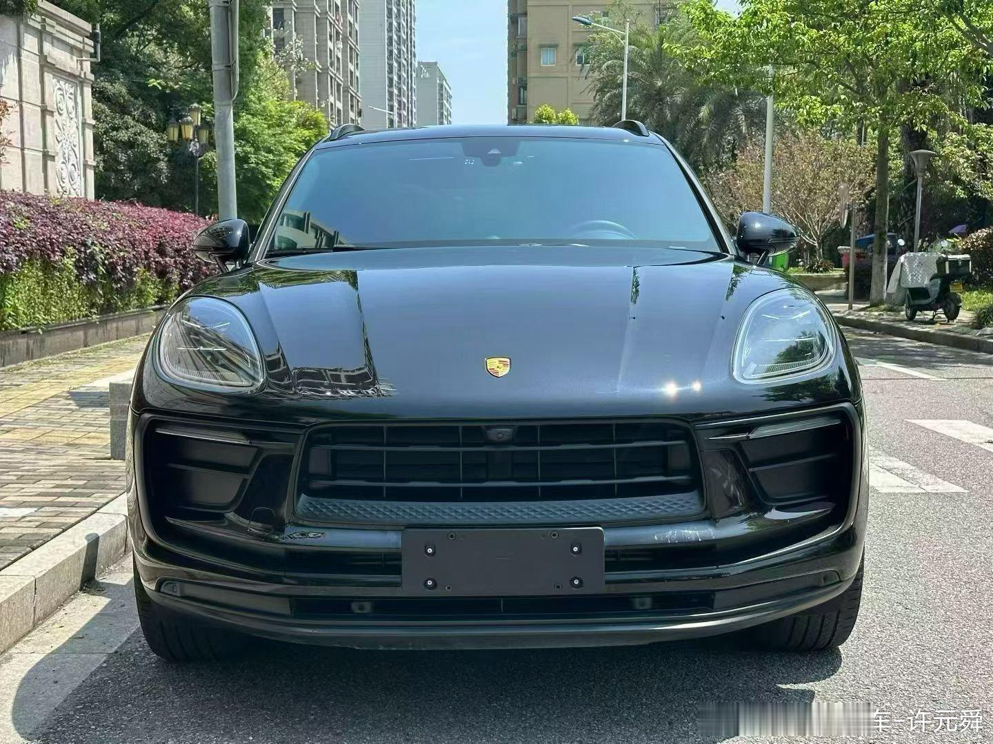 2022年9月保时捷Macan 2.0T，车况极品，安全行驶4万多公里。配置：波