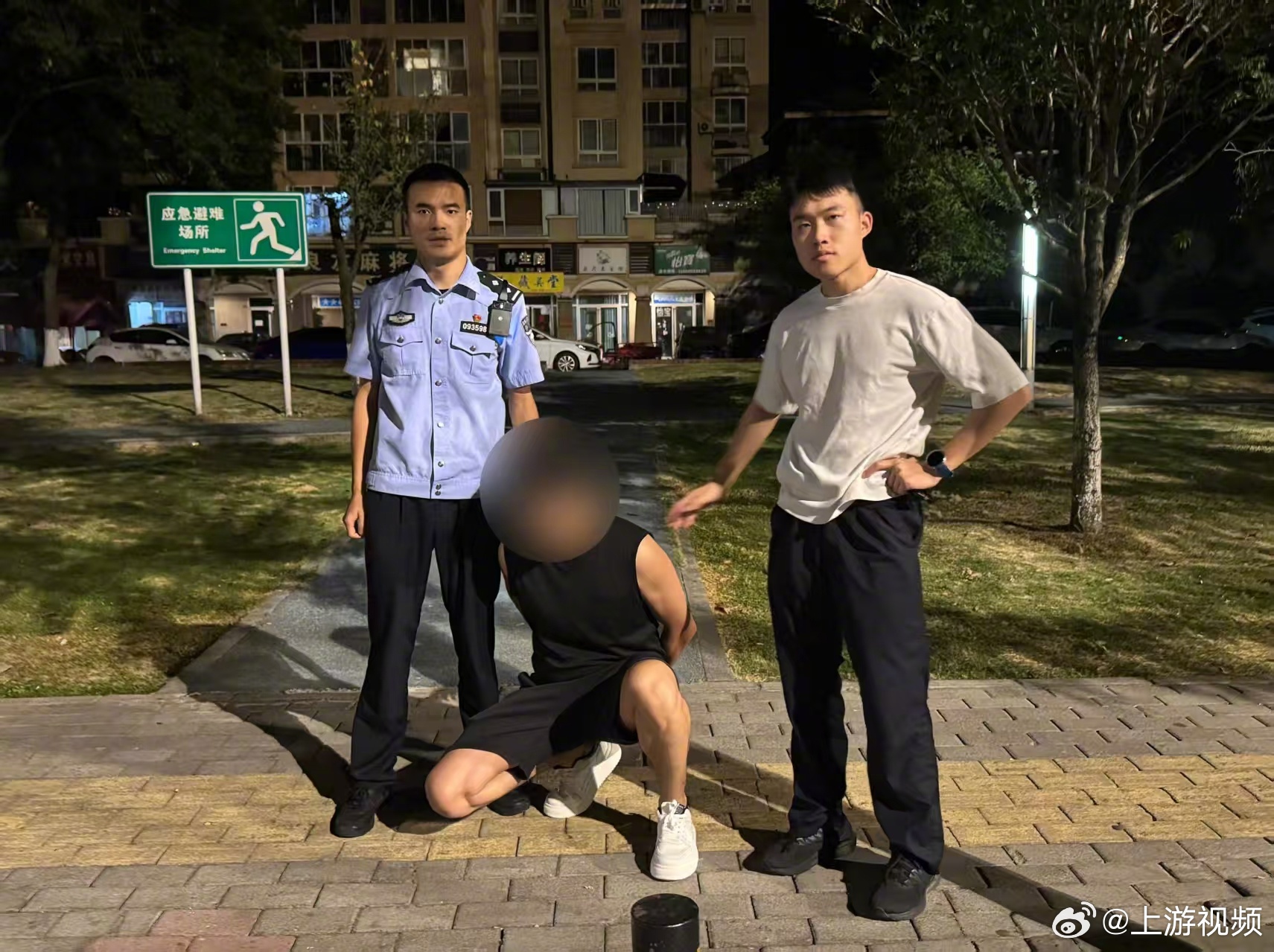 #27岁男子深夜沿街拉车门盗窃被拘#【屡教不改！27岁男子多次盗窃被打击，深夜沿
