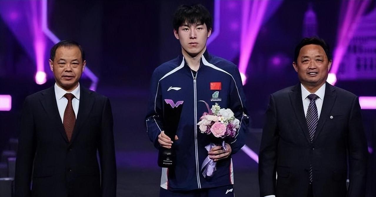 谁能想到，
一场比赛让乒乓球圈的人气格局全变了？WTT重庆冠军赛刚结束，人气榜谁