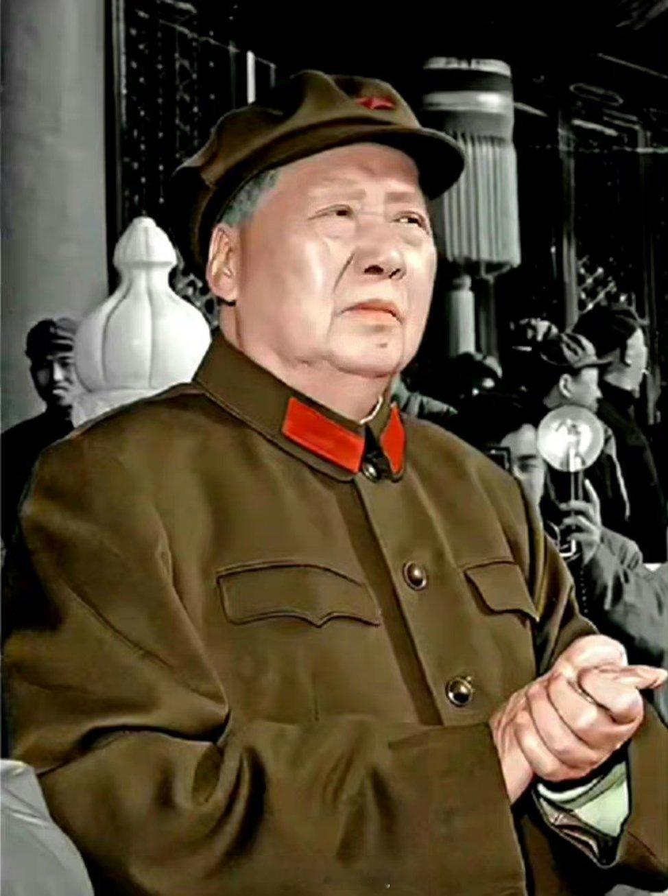 有一种精神，与日月同在，永不磨灭；有一种怀念，随时间增加，越久越深；虽然他已经离