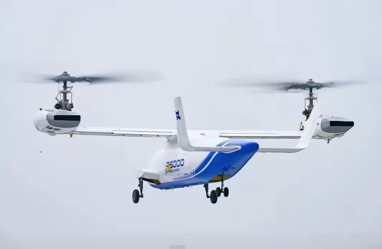 我国民企研制的全球首款6吨级大型倾转旋翼机镧影R6000在四川什邡首飞成功。
 