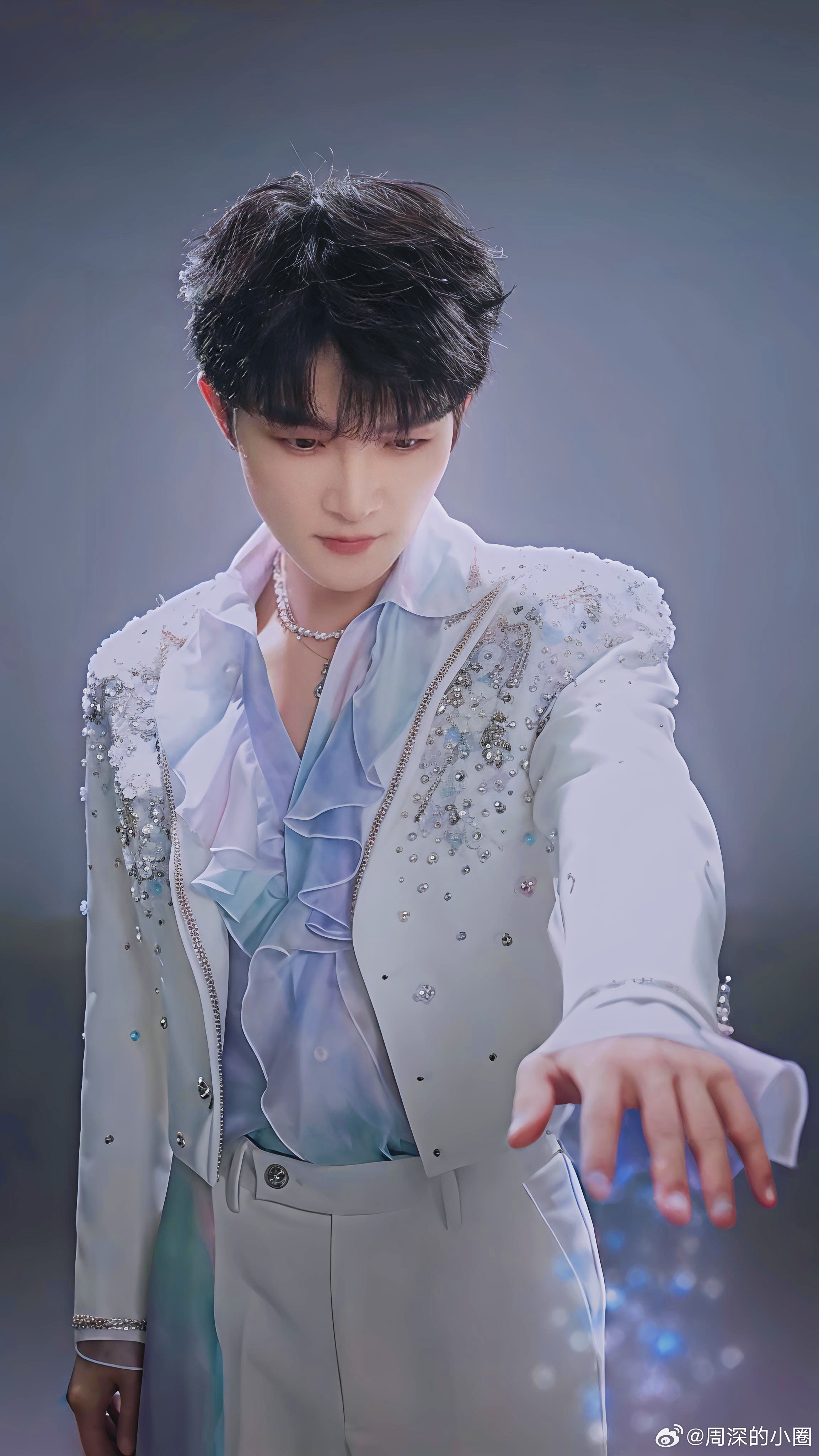 周深 ✨️周深长沙万人合唱如愿好好哭 ✨️周深2026深深的巡回演唱会 【小圈跟