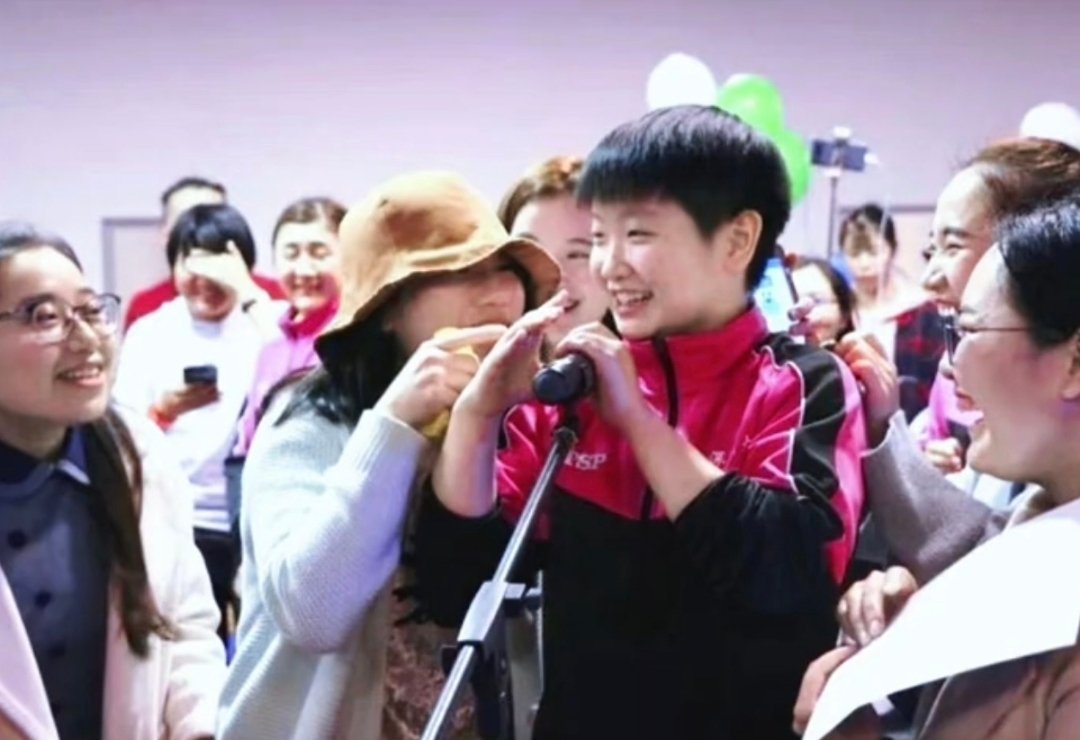 孙颖莎马吉拉香氛全球代言人想念一个小孩👶🏻