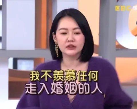 小S，万万没想到吧！6月14日，小S突然冲上了热搜，只因她在节目中聊到老公这个物