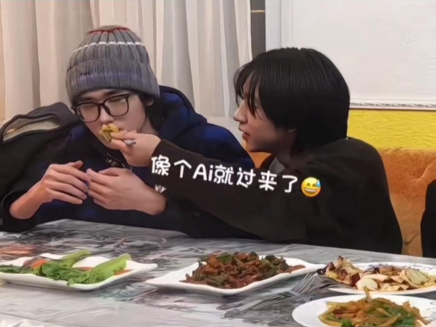 网传贺峻霖给宋亚轩的音综当主持 这个消息是真的假的啊？宋亚轩和贺峻霖两个人关系挺