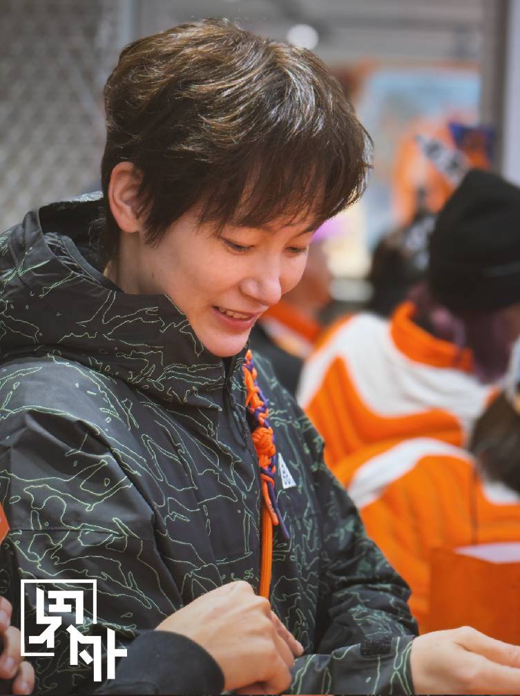 杨力维说自己每天28米来回跑杨力维说自己现在状态还不错 今天的可以说是爱笑且认真