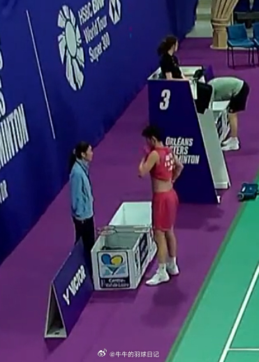 2026年奥尔良羽毛球大师赛 今天魏导兼职男单教练 