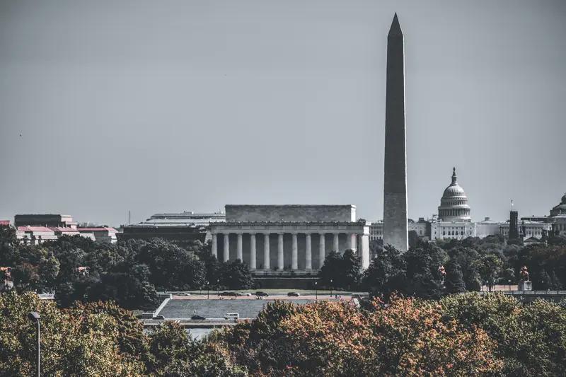 美国人二战后犯的最大错误是什么?就是为了一己私欲没有彻底追究日本二战时期作为一个