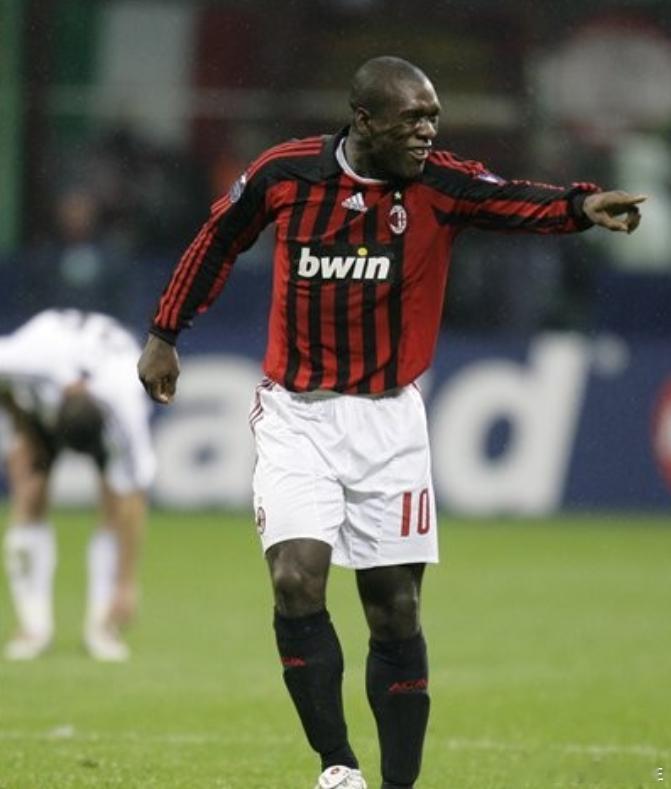 西多夫，戴维斯和内德维德谁更强一些？西多夫4次欧冠（阿贾克斯/皇马/AC米兰）、