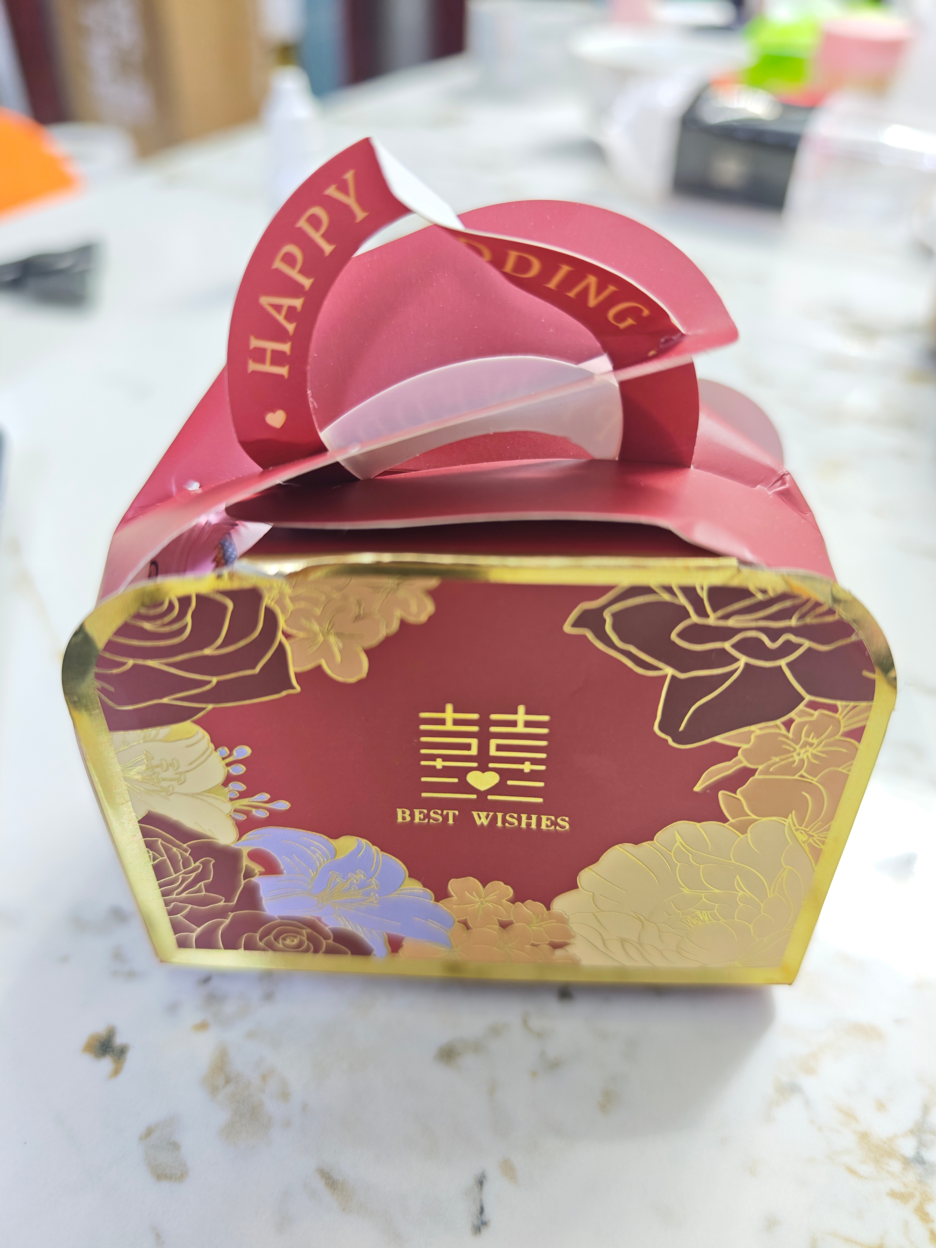 大家买的房子都跌了多少 我买的时候比较早，2万一平米吧，最高的时候涨到5.5万，