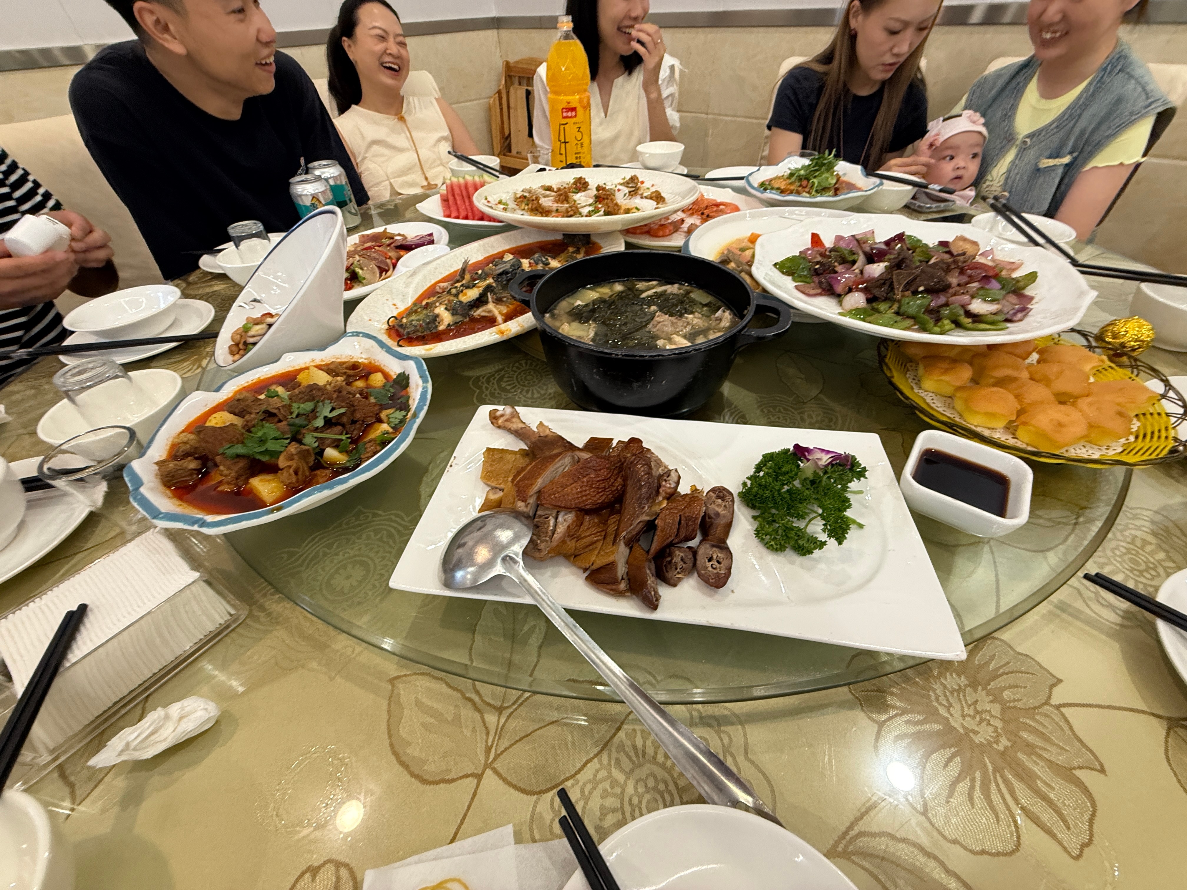 溜了，溜了，回京继续务工继续减肥这两天估计又长了三四斤，不是在搂席就是外面吃好吃