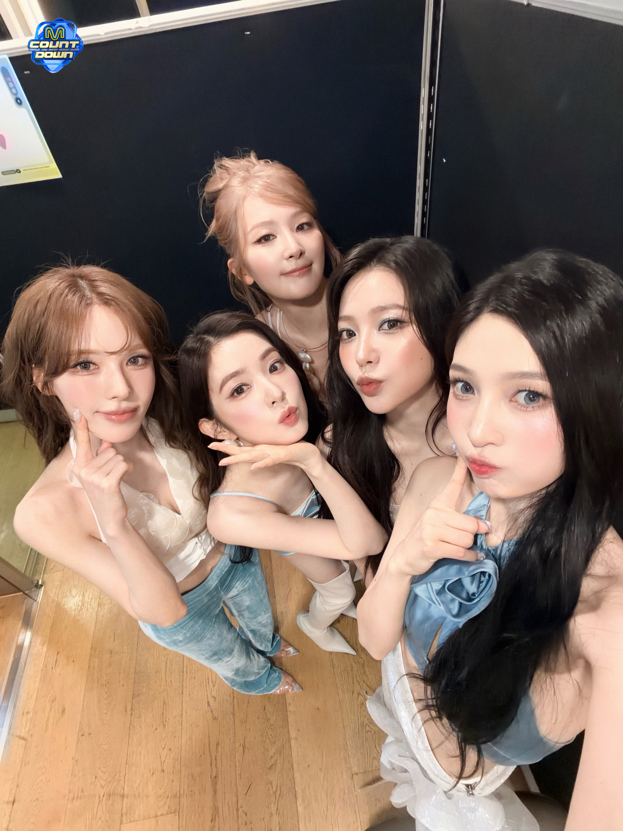 RedVelvet 💗💛💙💚💜260806 【mcountdown】更