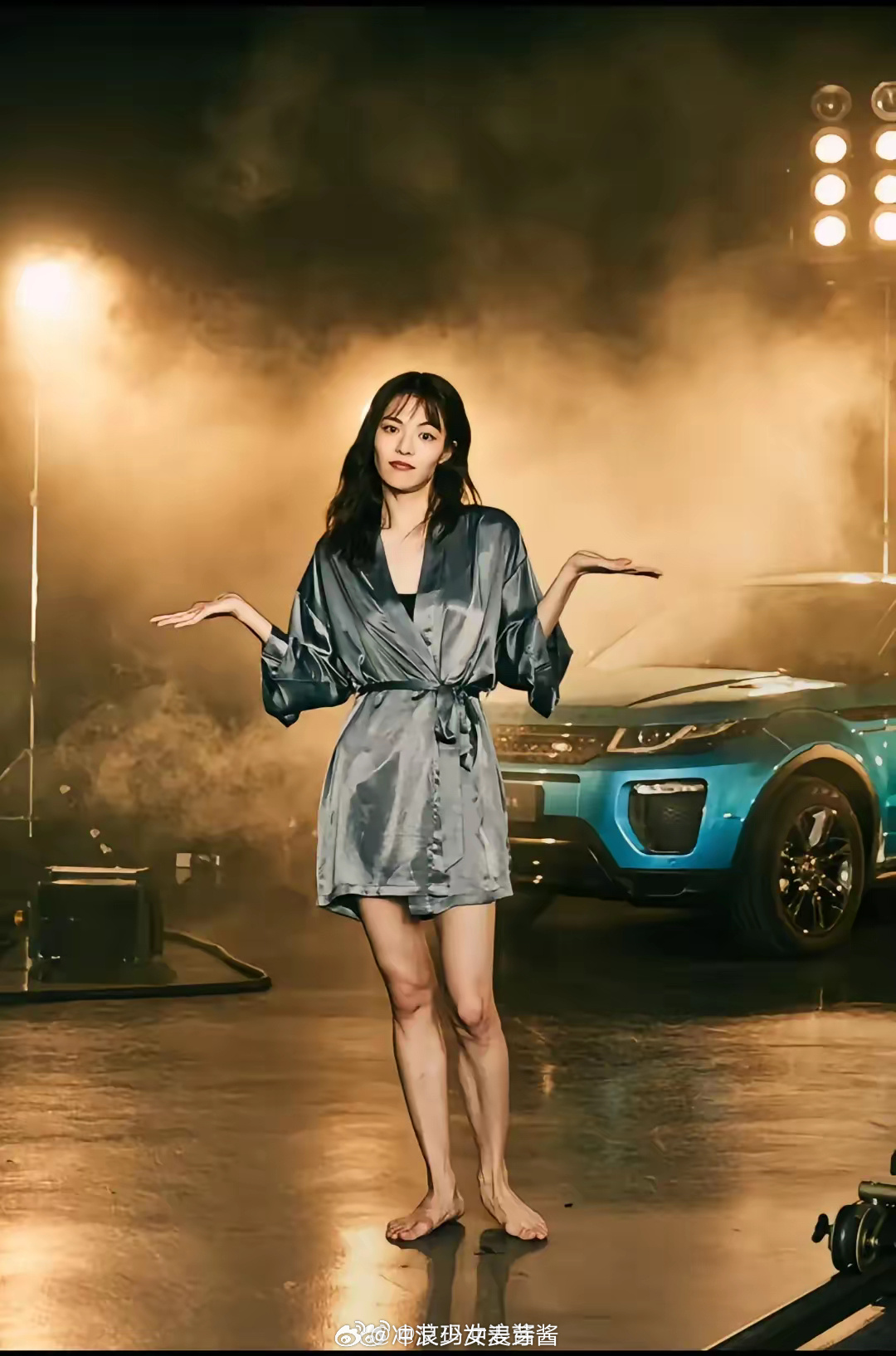 钟楚曦，这样的脚型，真不建议光脚。 ​​​