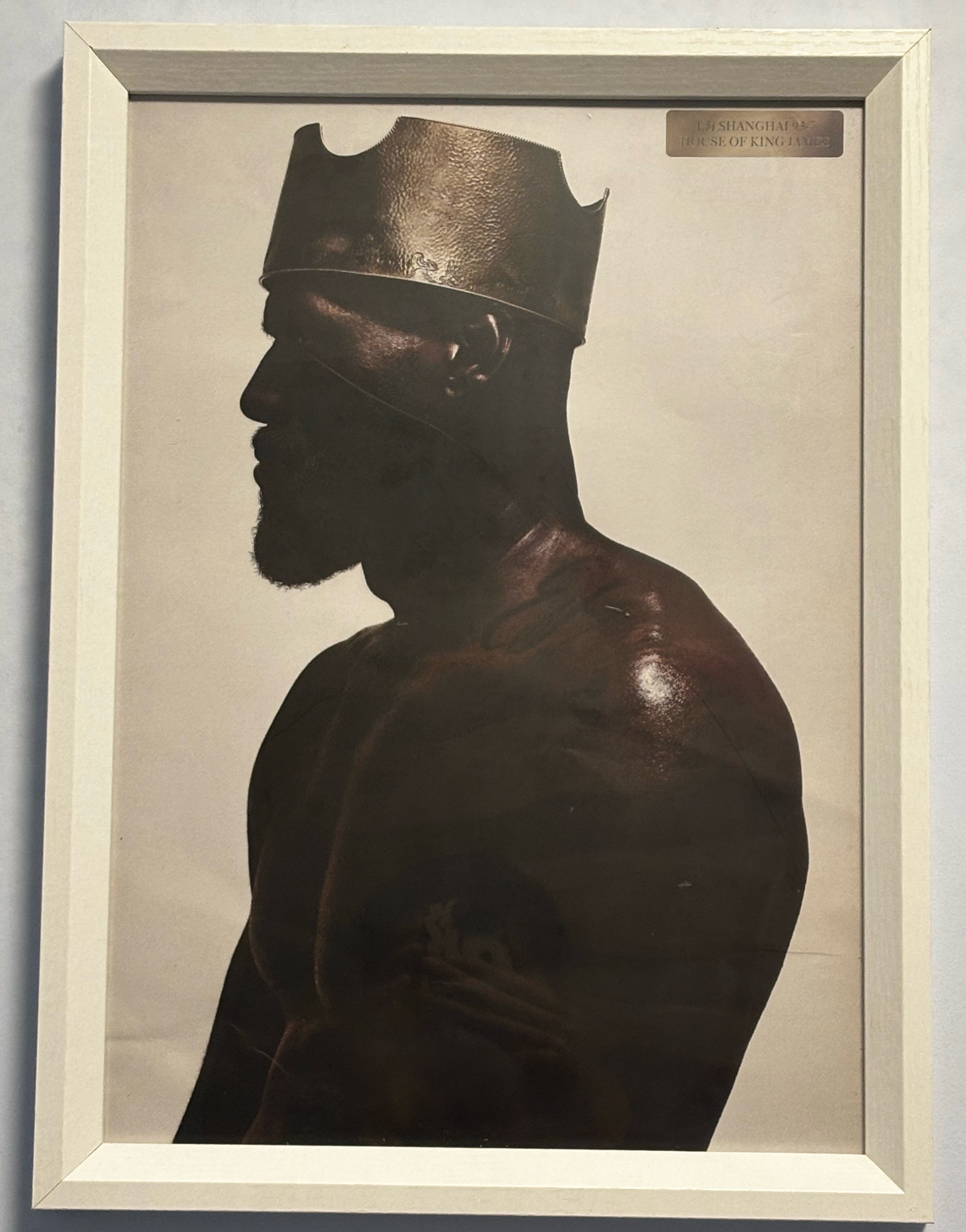 作为一个老詹球迷，每次湖人一输球，或者老詹打的不好时，湖人的新闻下都是嘲讽和谩骂