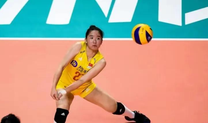 不出意外的话，2024年中国女排国家队阵容肯定有以下球员：

主攻：李盈莹（核心