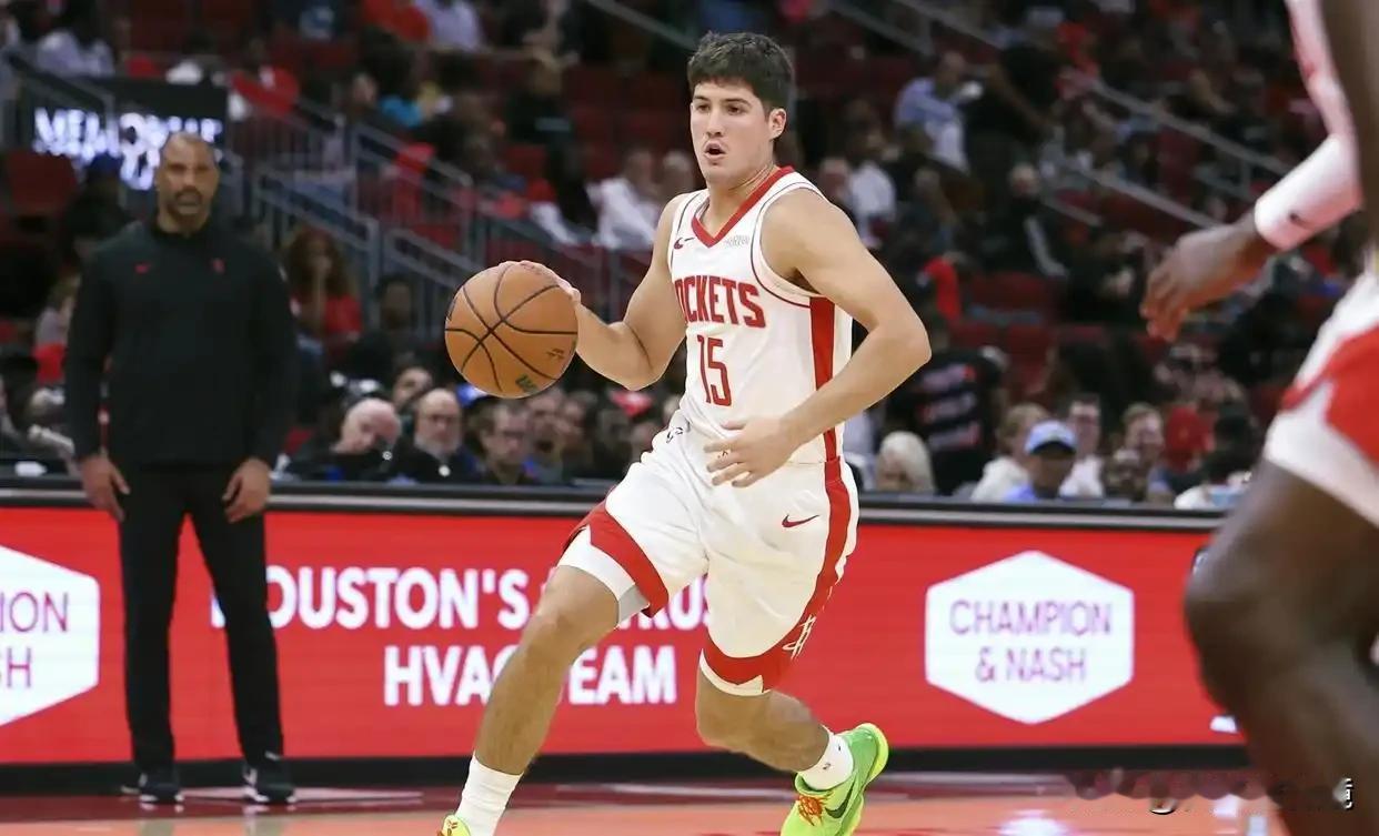 谢泼德生涯之夜！下半场17分+致命三分，火箭逆转魔术！
火箭主场113比108逆