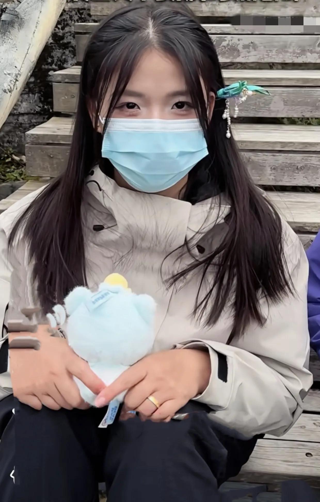 现在算是看明白了，
林北和他女朋友压根
就不是一路人，不是女方变心，
而是林北在