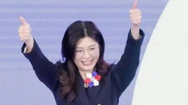 国民党主席郑丽文发表声明。

4月18日上午，郑丽文出席台湾地区“原住民族工作委