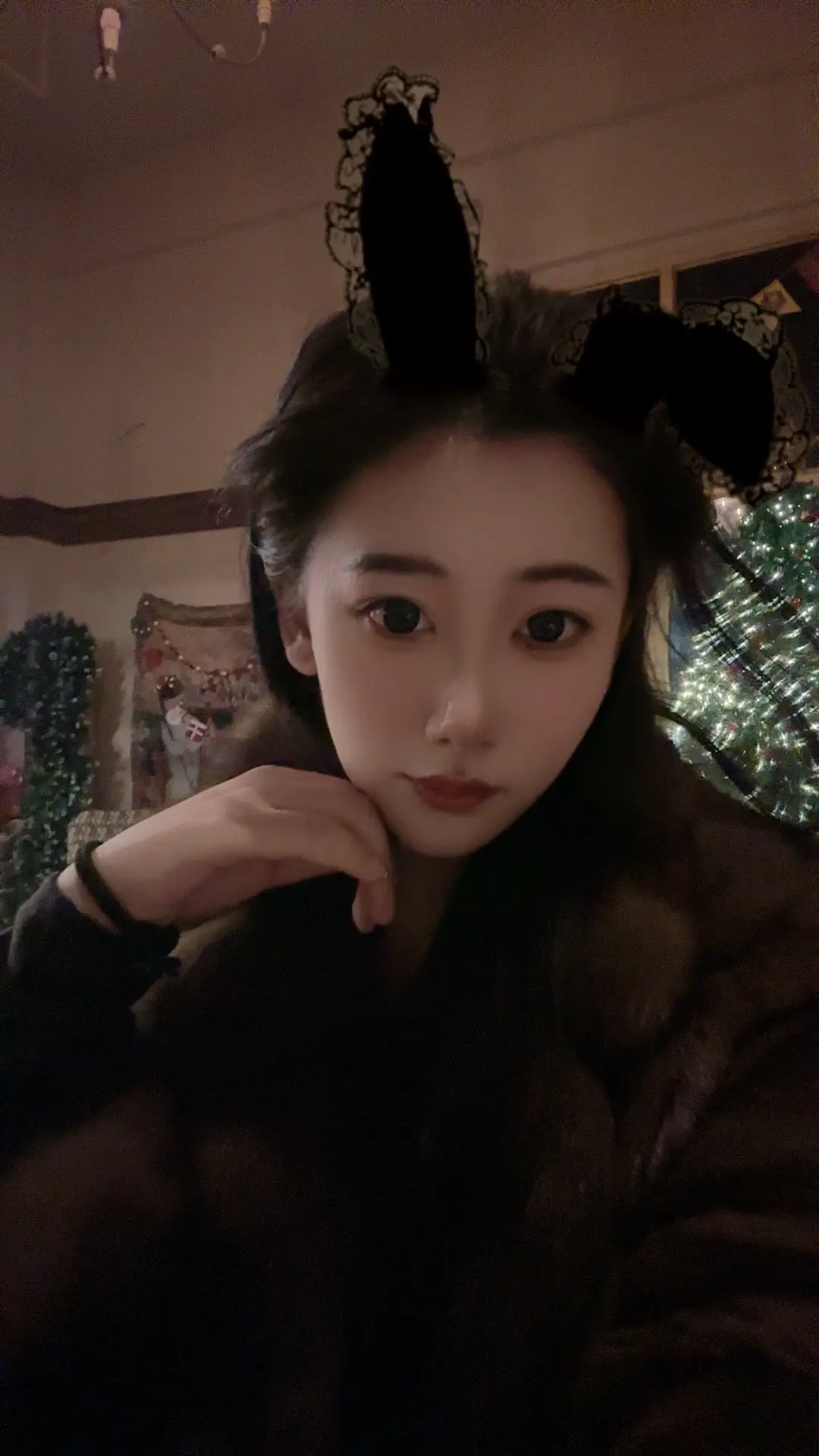 因为我是intp 刚刚好我读过很多书 又相貌平平 听你吹嘘很难共情 因...