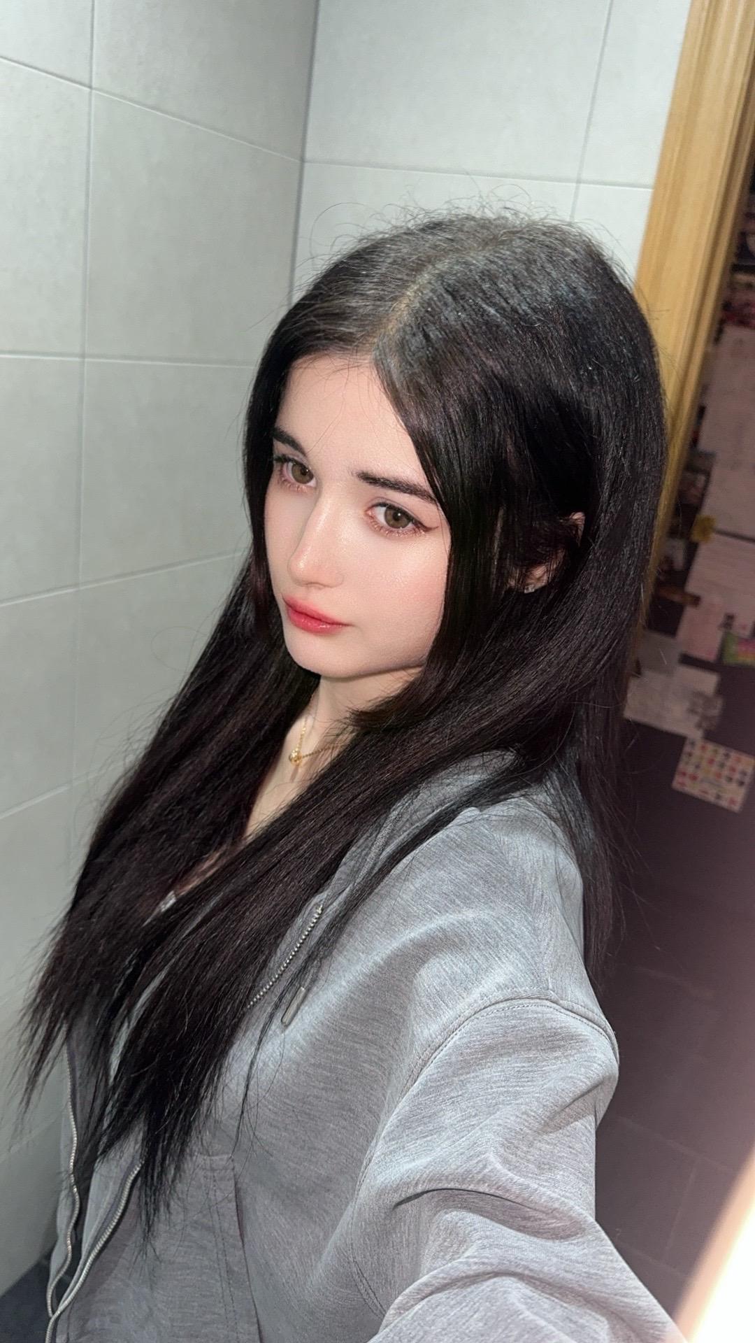 再不相信任何人的承诺，日久见人心。