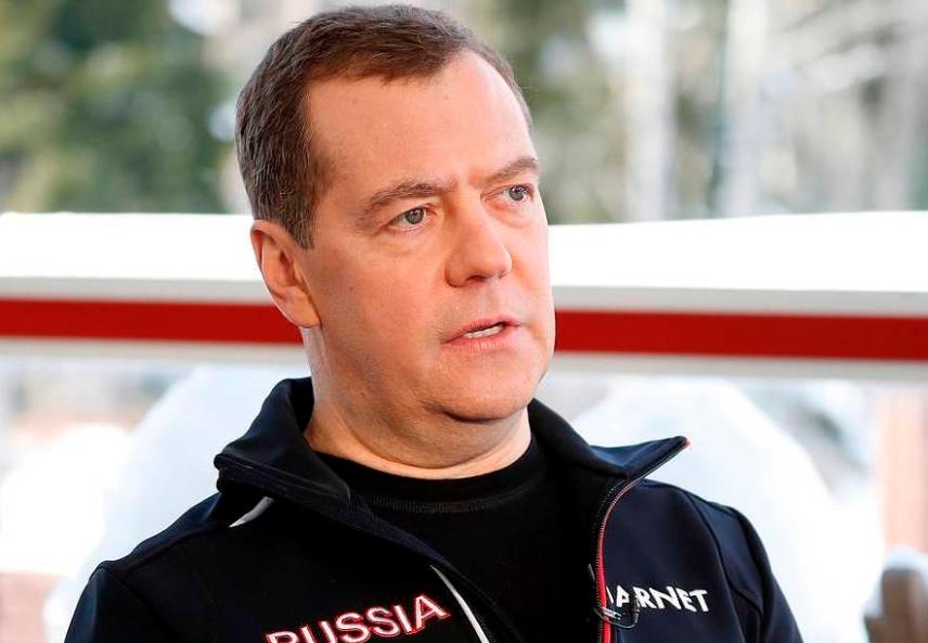 梅德韦杰夫：美国是世界头号强国，有权对委内瑞拉动手

俄罗斯安全会议副主席德米特