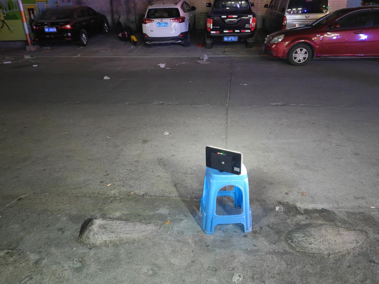 就是快乐，健康，积极乐观！有正义感！[呲牙][呲牙]
今晚的街道上听了几个小时的