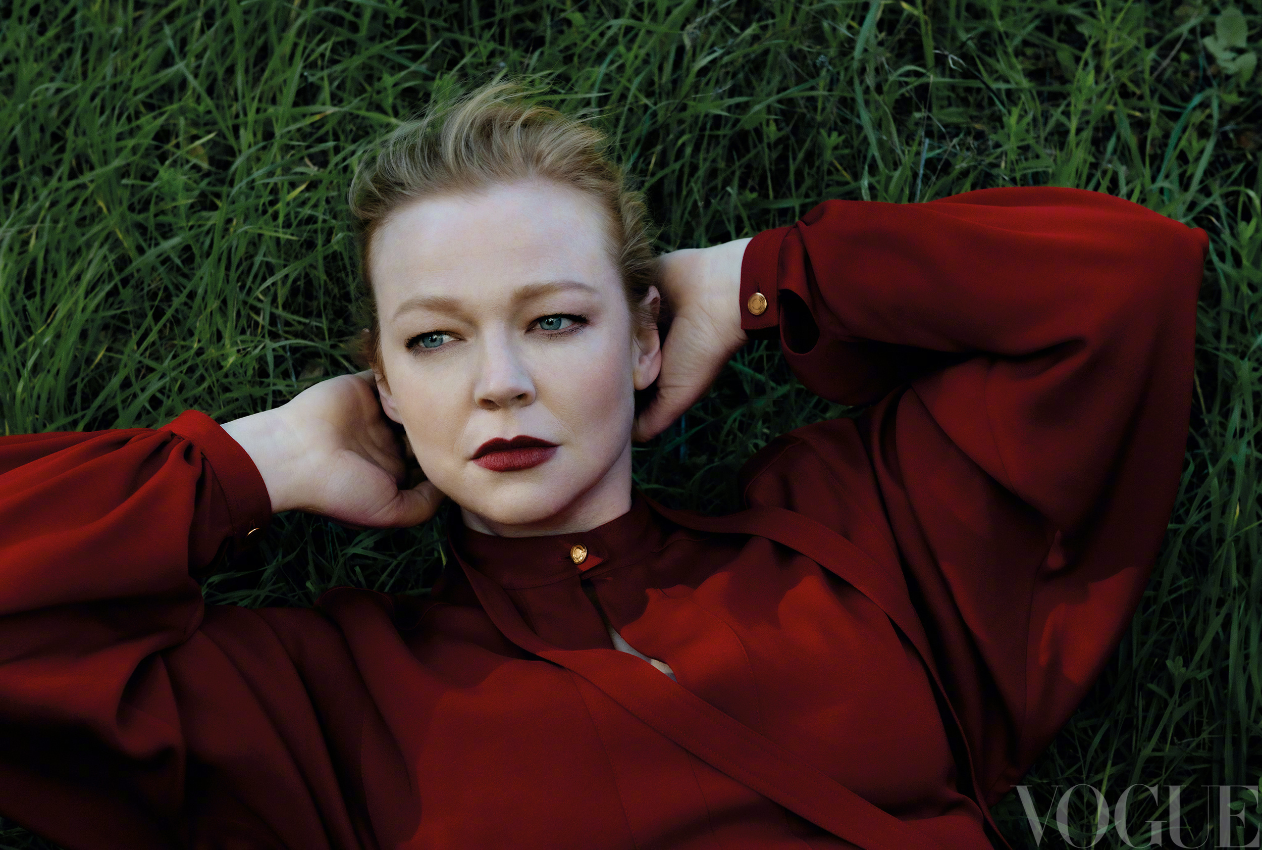 Sarah Snook  x  VOGUE二月刊，迎来澳大利亚女演员Sarah 