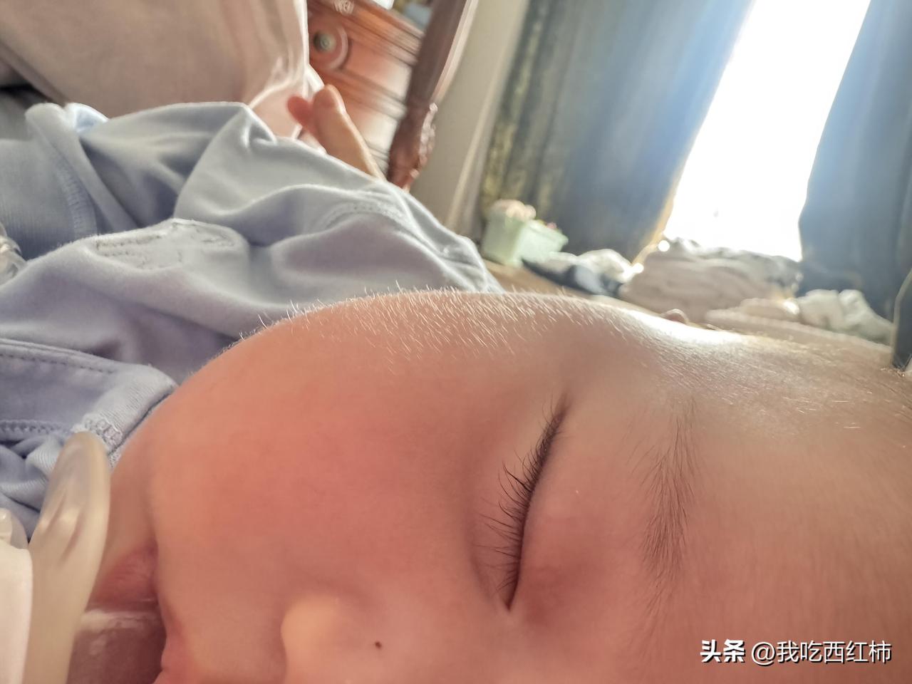 刚生完娃，纠结要不要去香港
目前有一个香港的工作offer ，九月份入职
好纠结