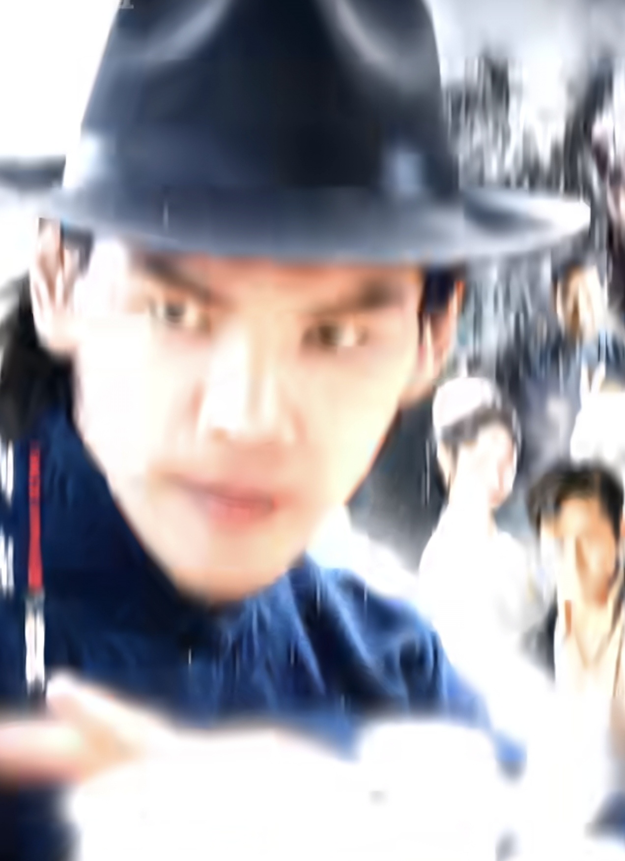 向佐梁思伟认可短剧演员分账还在觉得短剧没看点？向佐和梁思伟都点赞了短剧演员分账模