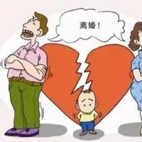 读书期间，玩到一起的异性朋友，都是爱说爱笑，一起谈笑风生，还有乐观的师兄，每次我