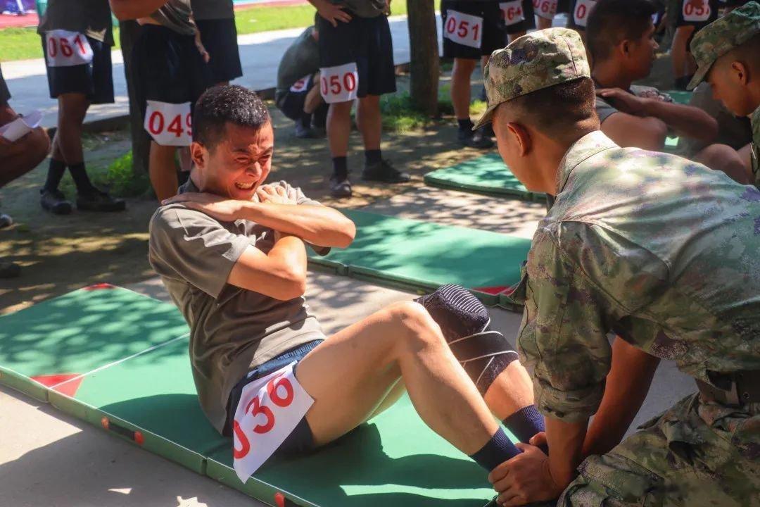 #铸剑中原[超话]##早安军营##原原说早晚安# 大浪淘沙 百炼成金早安[心] 