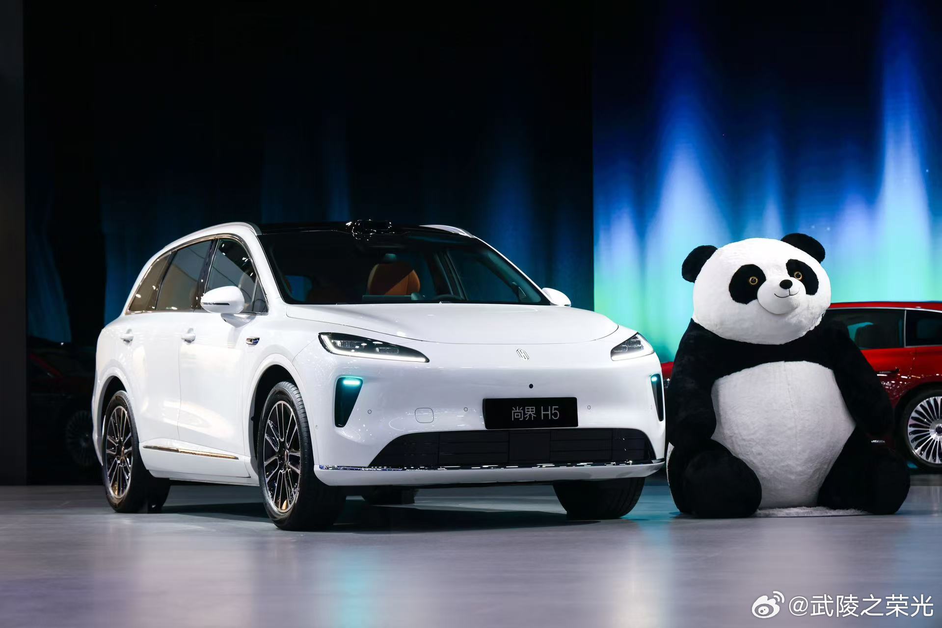 尚界H5亮相成都车展这是有华为元素的新车么？售价多少？看这个外观，售价应该不超过