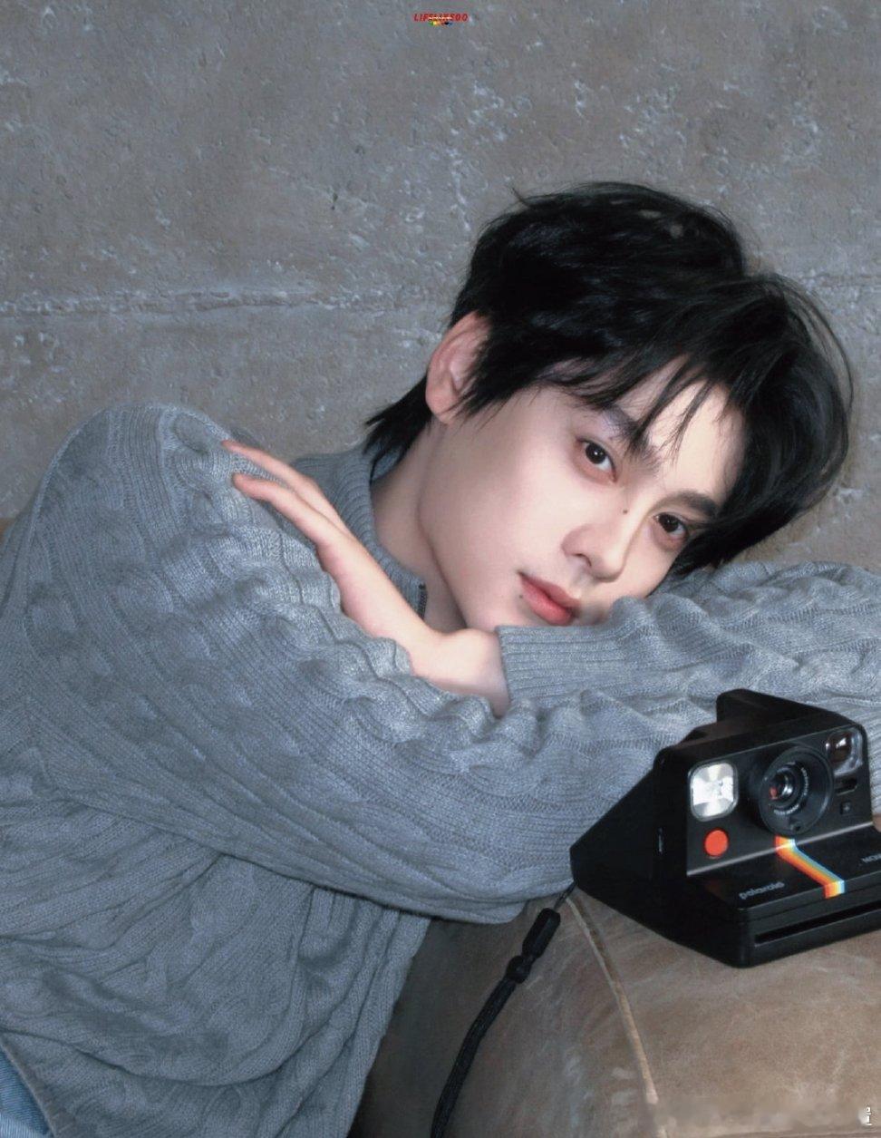 田栩宁朱志鑫 撞马不知道，此男长得很曼妙～ 