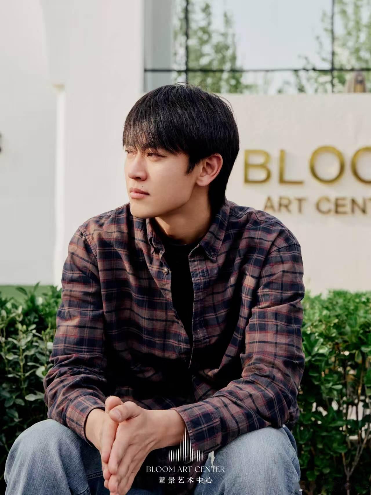 北京一夫妻办极简婚礼火出圈北京这场极简婚礼凭高格调审美火了！摩卡集团旗下繁景艺术