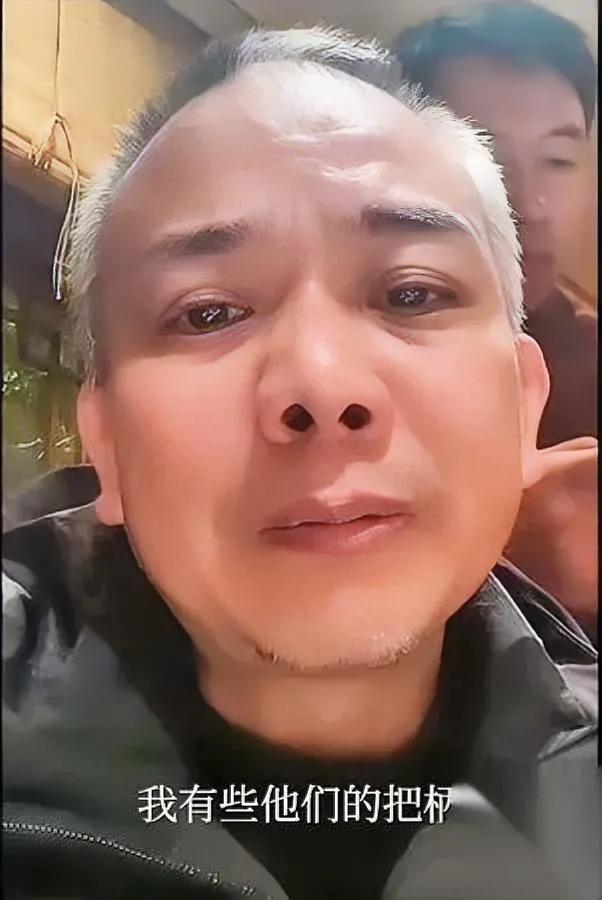 老中医又爆瓜了！

节目组这次玩得有点大？冷美人喝着违规牛奶录节目，林北明目张胆