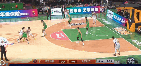 辽宁男篮vs北京男篮 关键时刻，赵睿，陈盈骏，一个比一个硬啊 