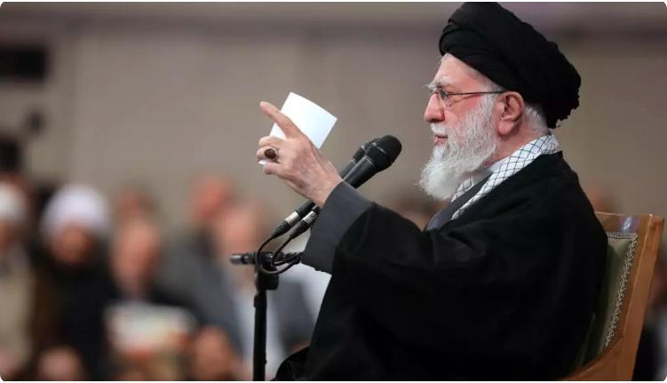 伊朗伊斯兰革命卫队空天军司令：我们处于巅峰状态

据伊朗国家媒体报道，革命卫队空