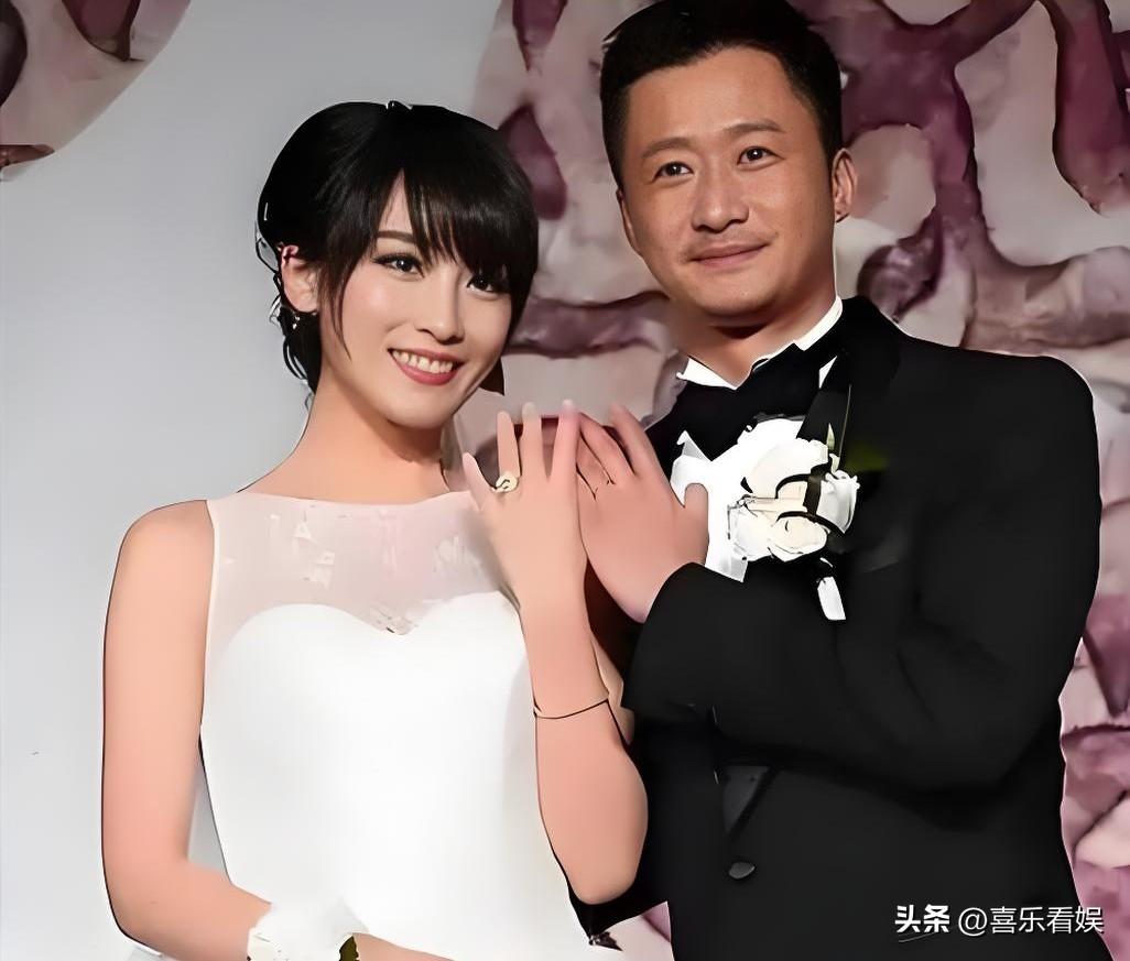 谢楠，高调发文！
 
4月3号上午，谢楠突然在社交平台高调晒了张照，直接给老公吴