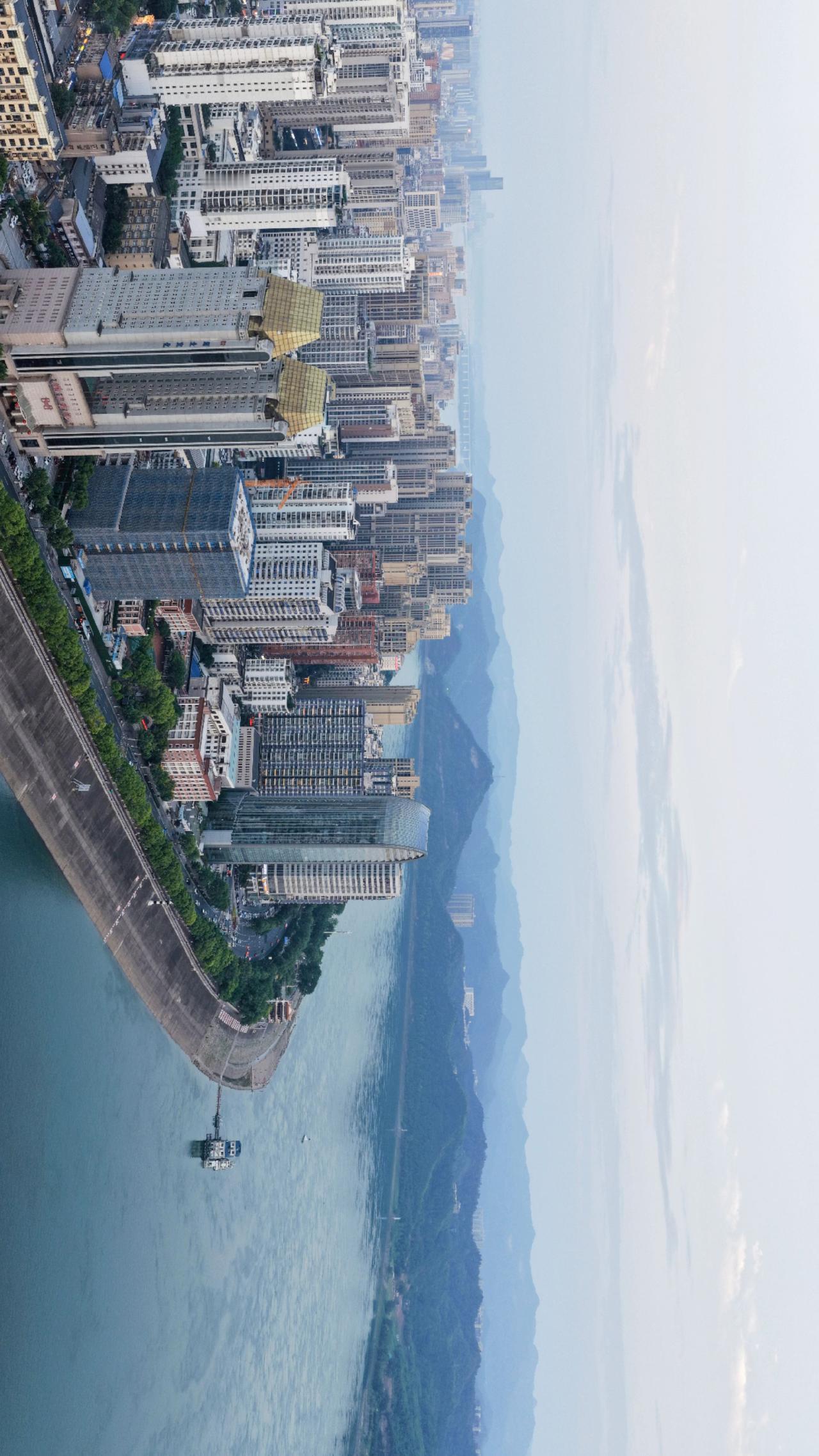 去散散步吧，看看夏日的宜昌山海。宜昌 宜昌旅游 机位标签激励计划 爆款机位预言家