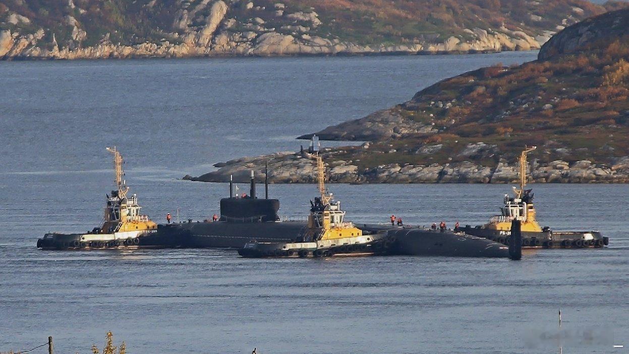 K-555“波扎尔斯基大公”号战略核潜艇，北风之神系列八号艇，也是北方舰队三号艇