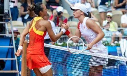 郑钦文[超话]  郑钦文奥运一战当选年度最大冷门   tennis.com评选的