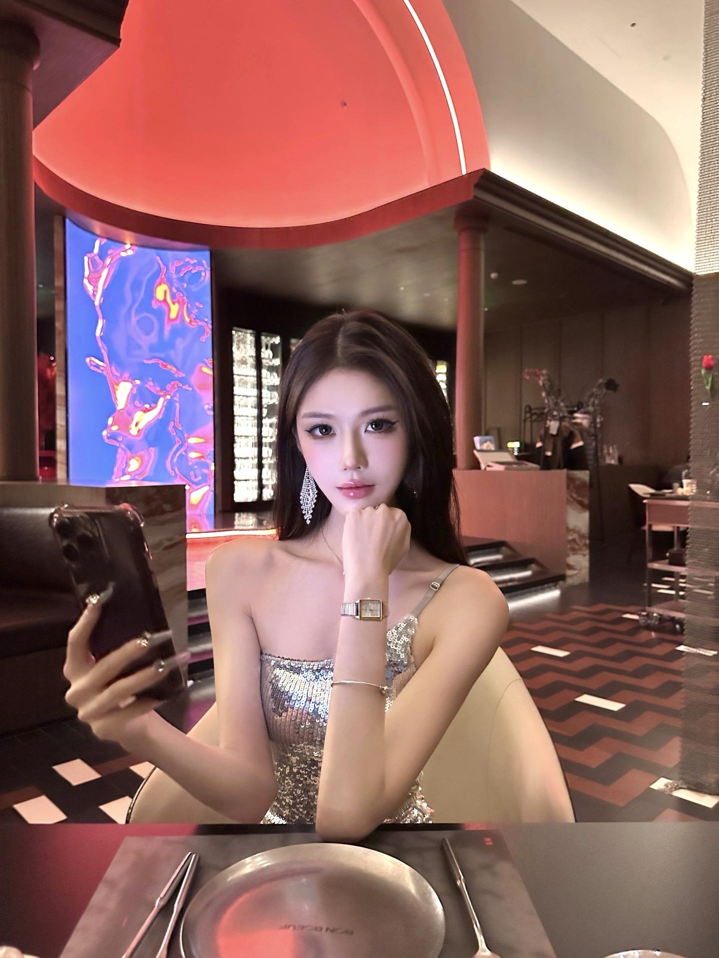 其实没什么人恨你 但也没什么爱你 因为都懒得理你 infantry小金表